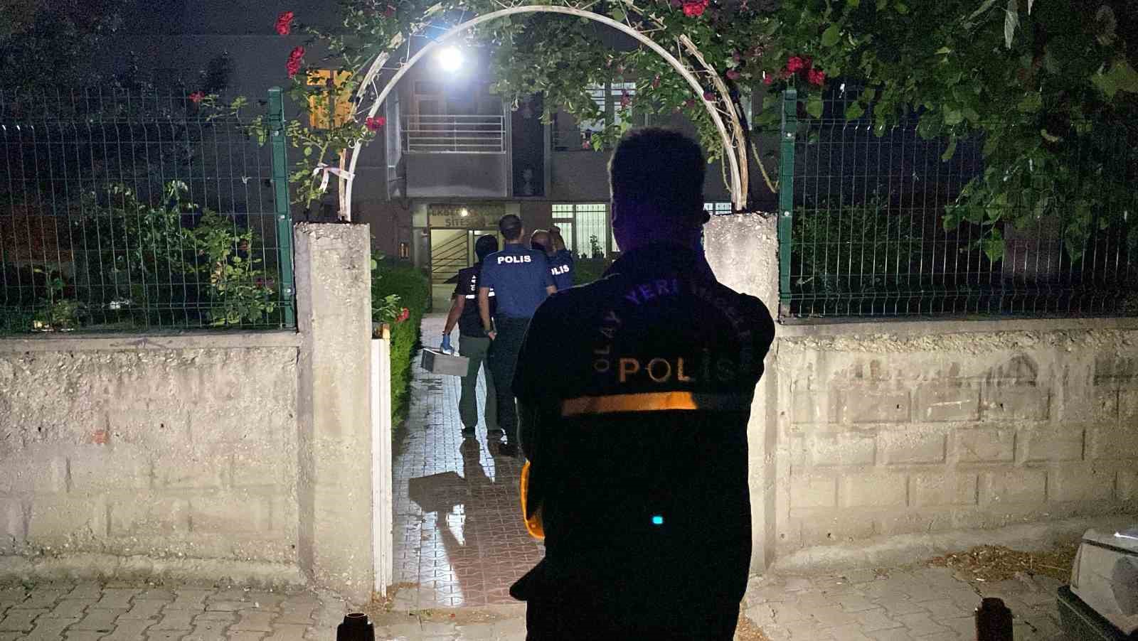 Konya&rsquo;da balkondan d&uuml;şen &ccedil;ocuk ağır yaralandı
