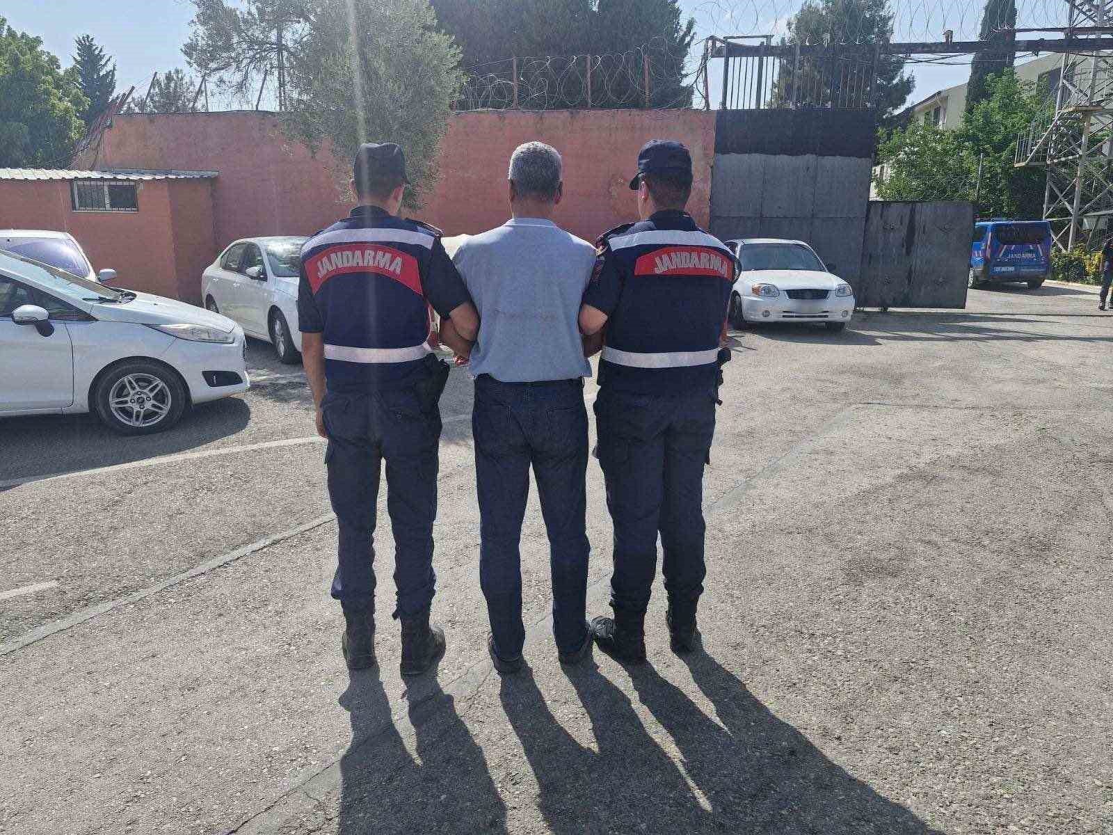 Gaziantep’te 5 adet tabanca ile 1 adet av tüfeği ele geçirildi