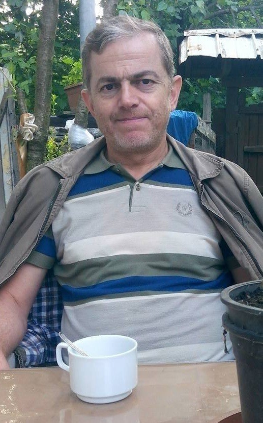 Otomobille &ccedil;arpışan motosikletin s&uuml;r&uuml;c&uuml;s&uuml; hastanede hayatını kaybetti
