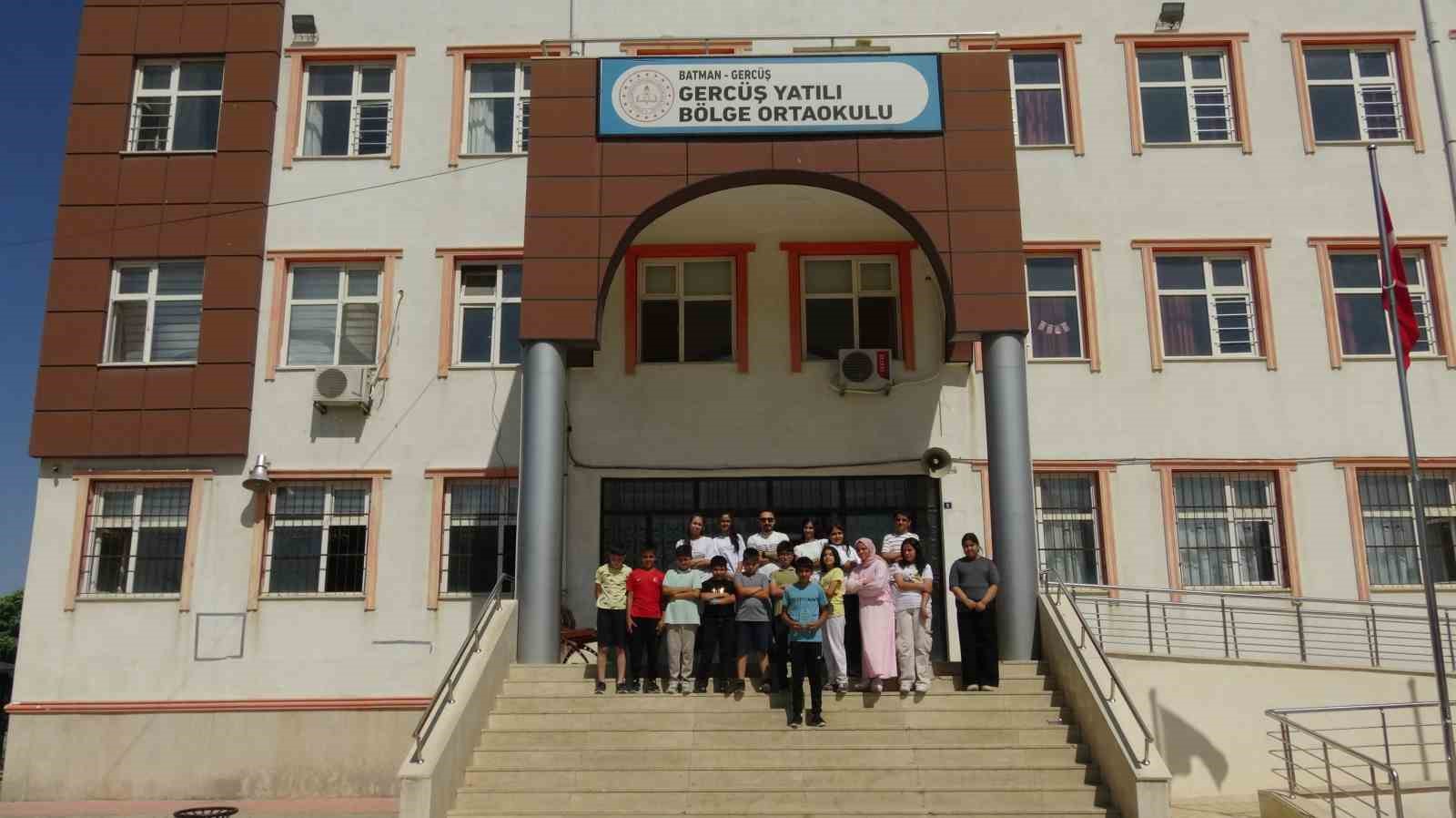 Gerc&uuml;ş&rsquo;te &ouml;ğrenciler robotik kodlamayla hayatı kolaylaştıracak projeler &uuml;retiyor
