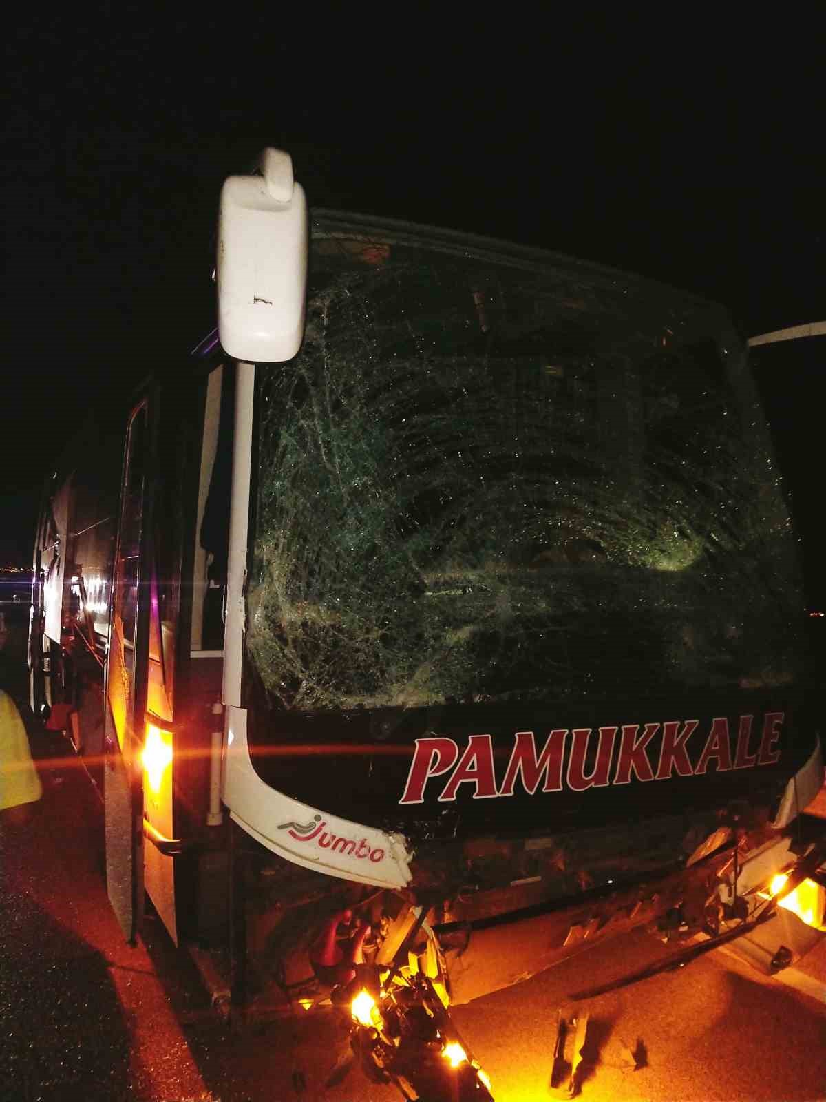 Burdur’da zincirleme kaza: 2 yaralı