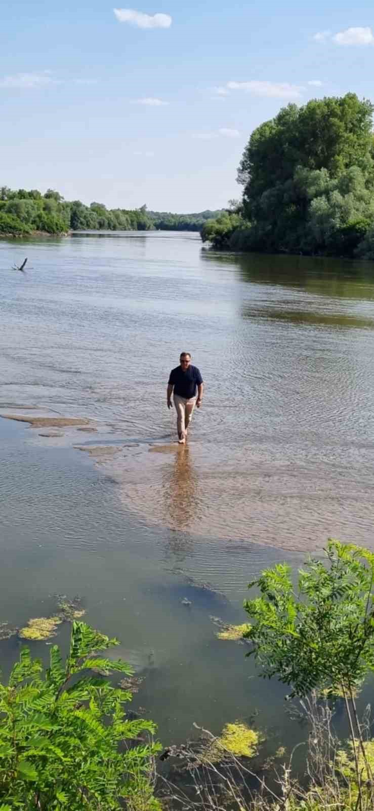 &Ccedil;eltik &uuml;reticisinin g&ouml;z&uuml; komşuda: Meri&ccedil; Nehri&rsquo;nde kuraklık alarmı
