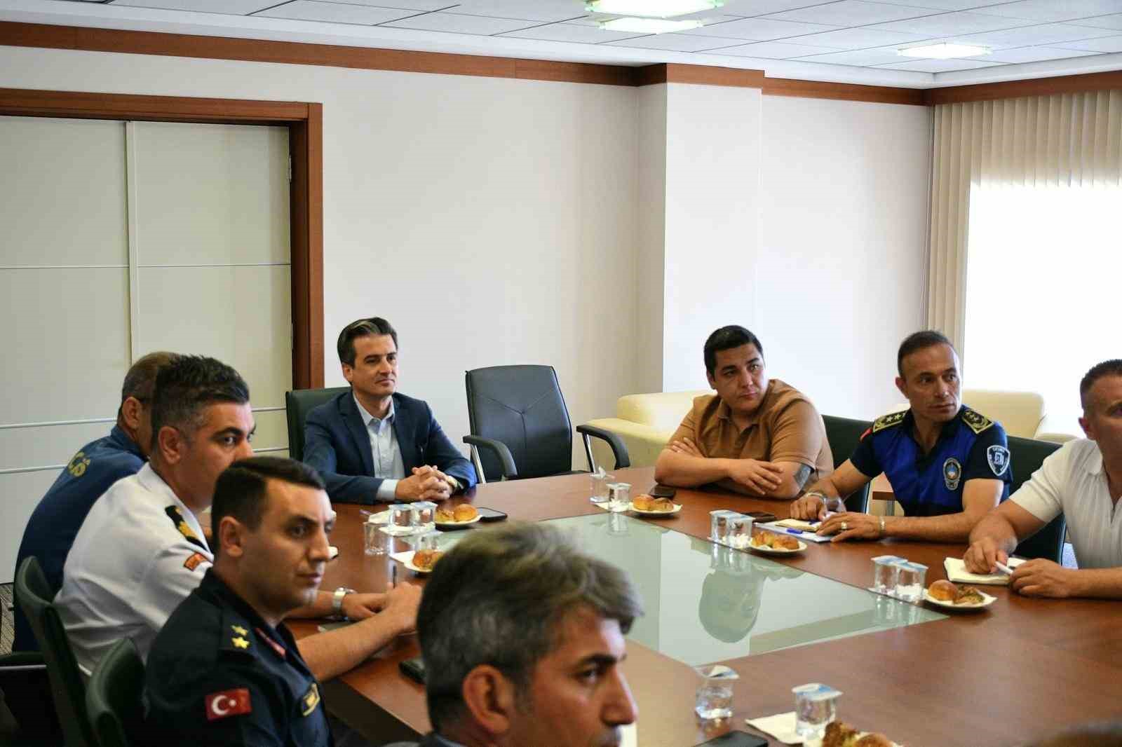 Dünya Motosurf Şampiyonası öncesi Çeşme’de koordinasyon toplantısı