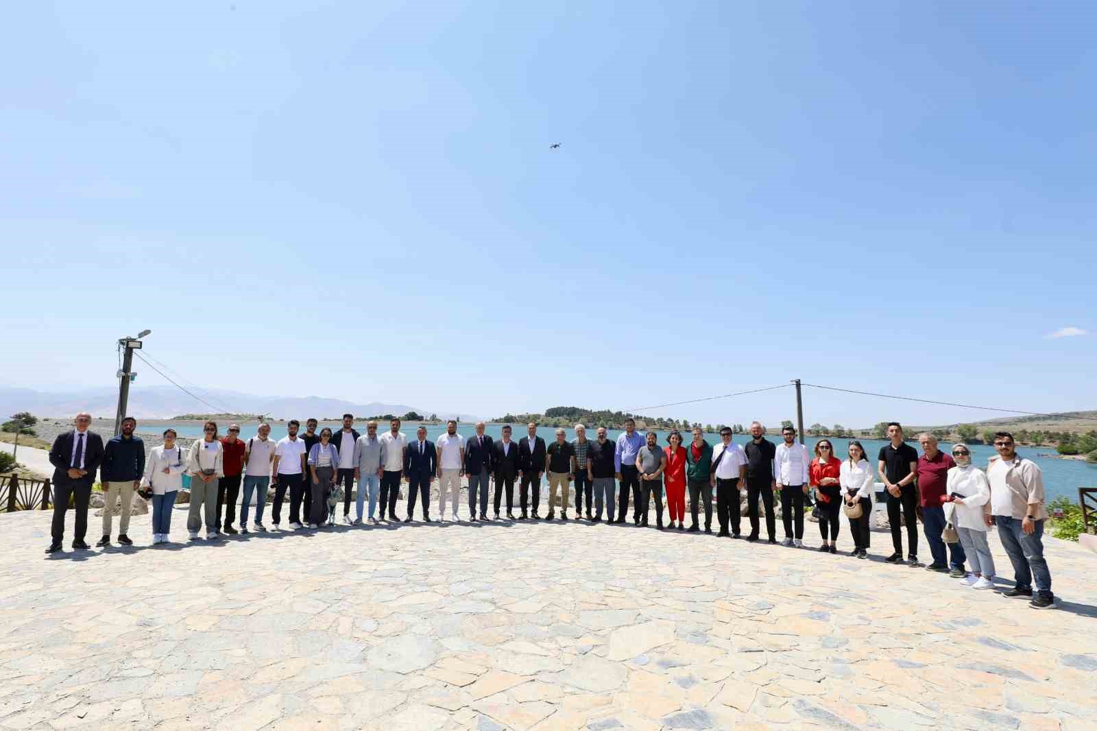 Başkan &Ouml;zdemir: "Niğde Belediyesi, T&uuml;rkiye&rsquo;nin mali a&ccedil;ıdan en iyi y&ouml;netilen belediyelerinden biri"
