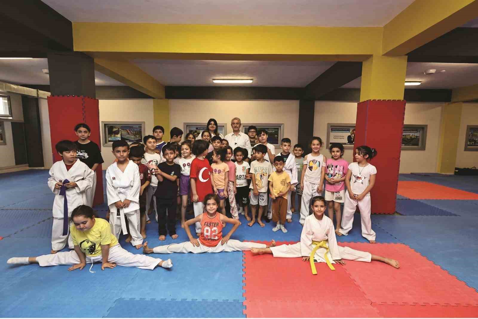 Şahinbey Belediyesi yaz spor okulları başladı