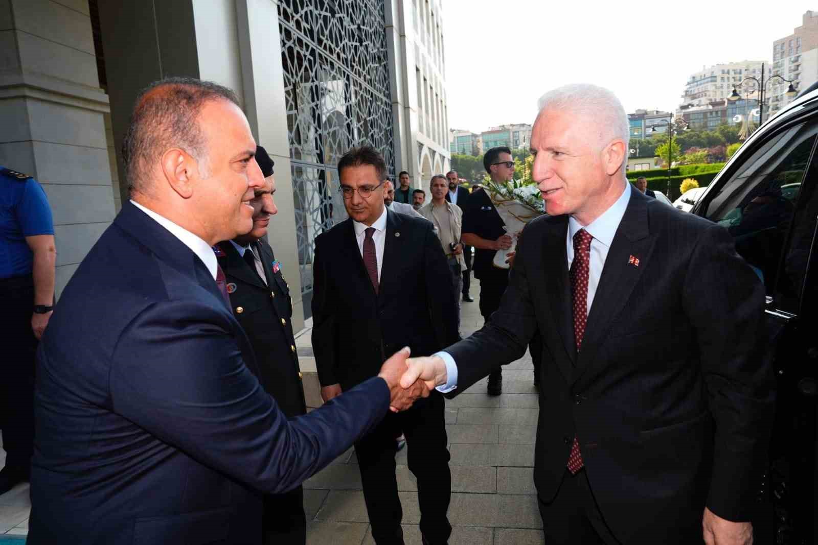 Sancaktepe Muhtarlar Toplantısı İstanbul Valisi Davut G&uuml;l&rsquo;&uuml;n katılımıyla ger&ccedil;ekleşti
