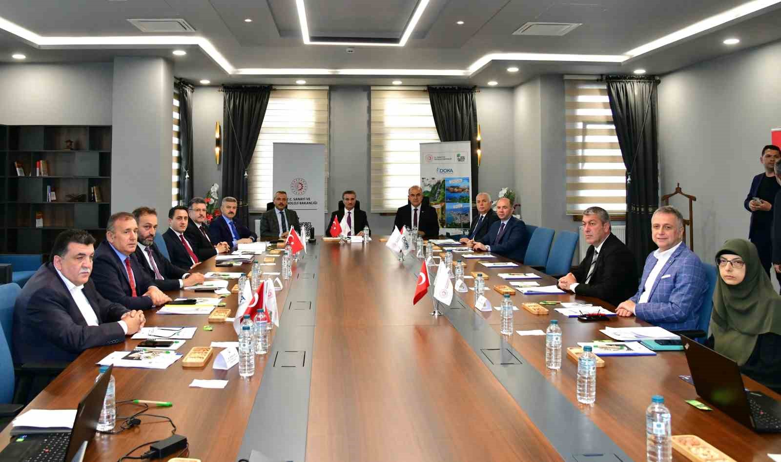 DOKA’nın Yönetim Kurulu Rize’de toplandı