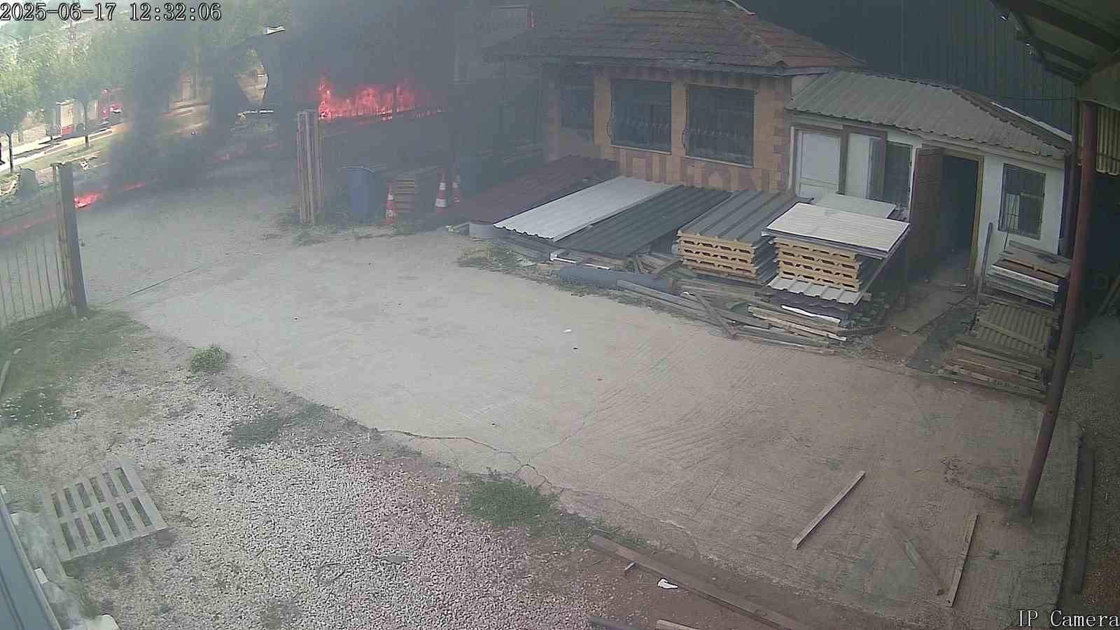 Tır sürücüsünün öldüğü facia kaza güvenlik kamerasında