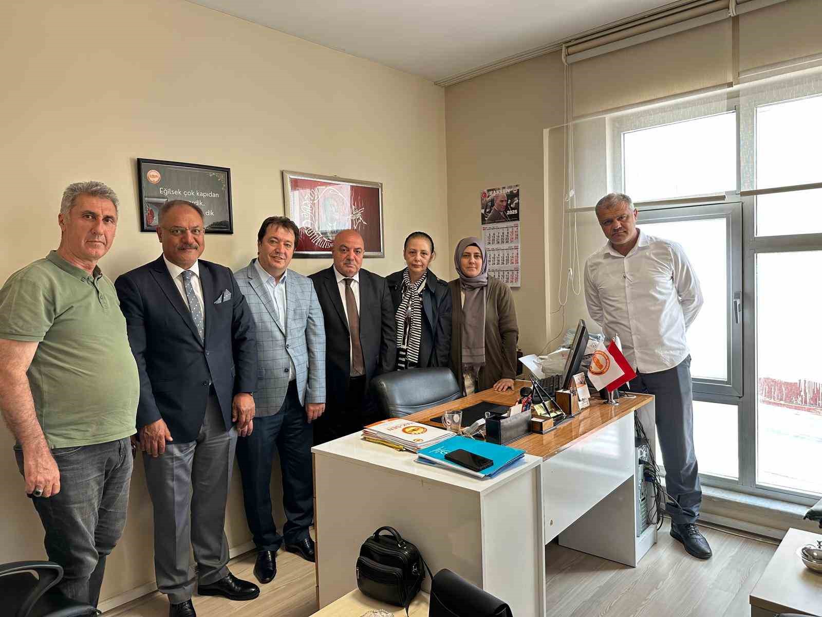 Gödekmerdan’a tebrik ziyareti