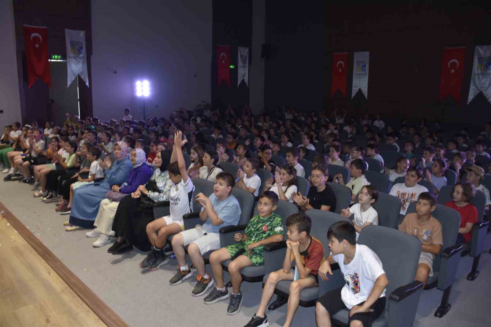 &rsquo;Harikalar Mutfağı&rsquo; Karacabey&rsquo;de minik izleyicilerle buluştu
