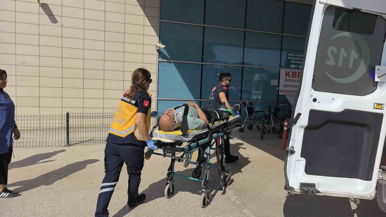 Otob&uuml;s ile motosikletin kazası kamerada
