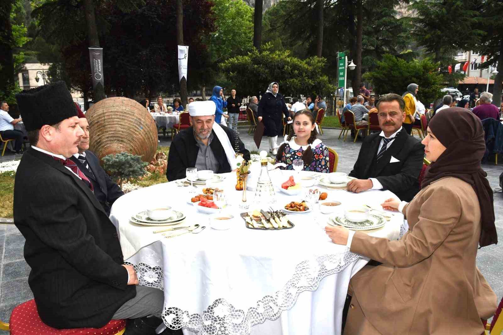 Amasya’daki festivalde ‘Atatürk onur yemeği’ etkinliği düzenlendi