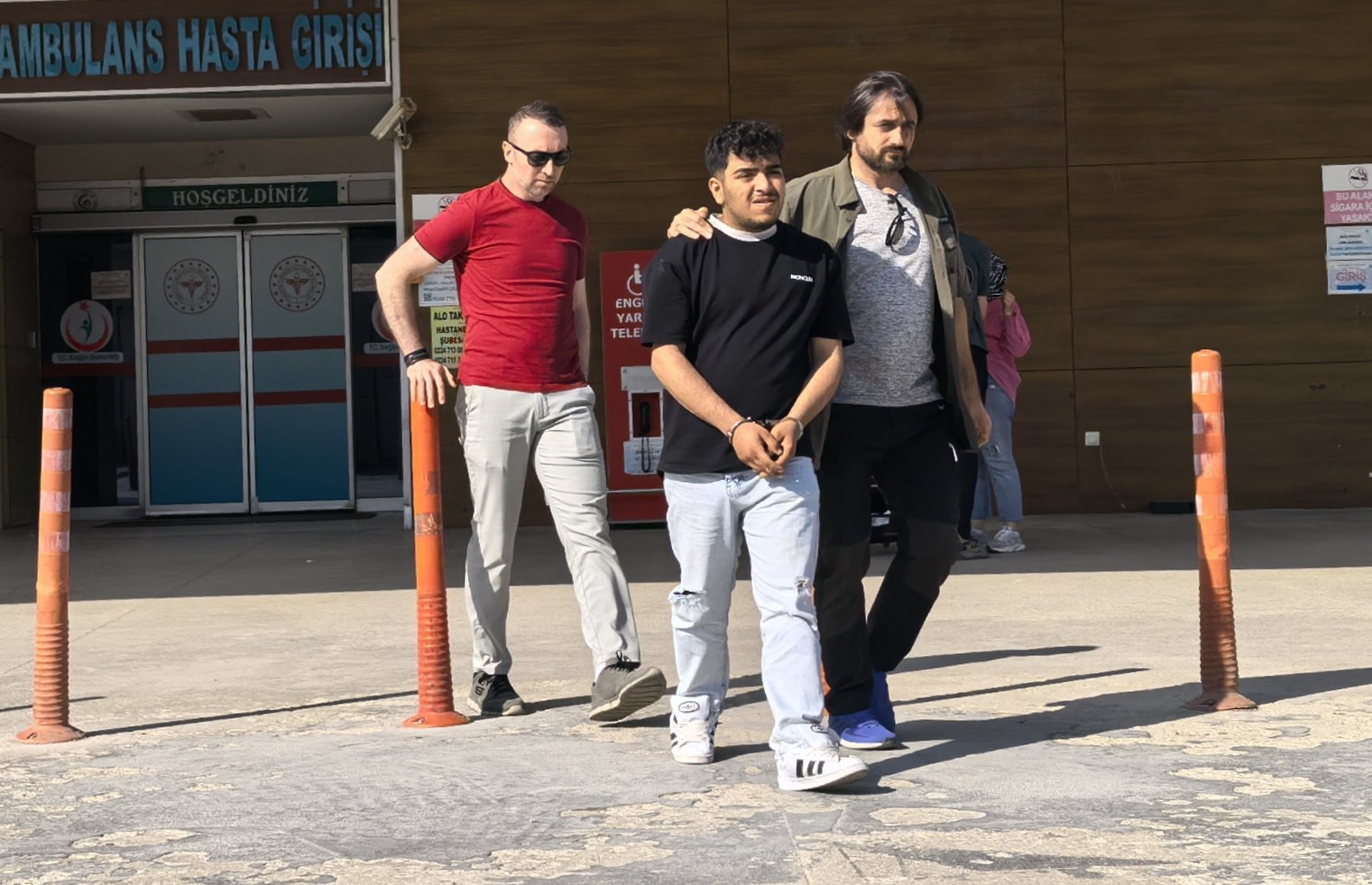 Arkadaşını bıçaklayan şüpheli polis ekiplerince yakalandı