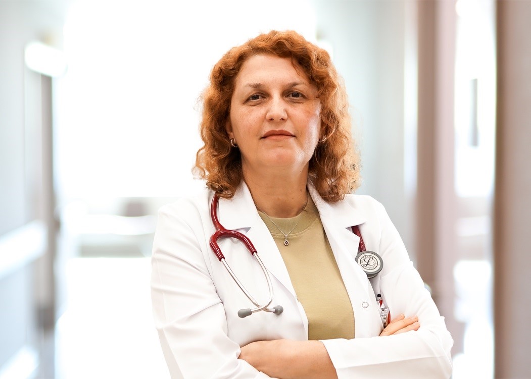 "Pikniğe çıkarken kene riskine karşı açık renkli kıyafetler giyin"