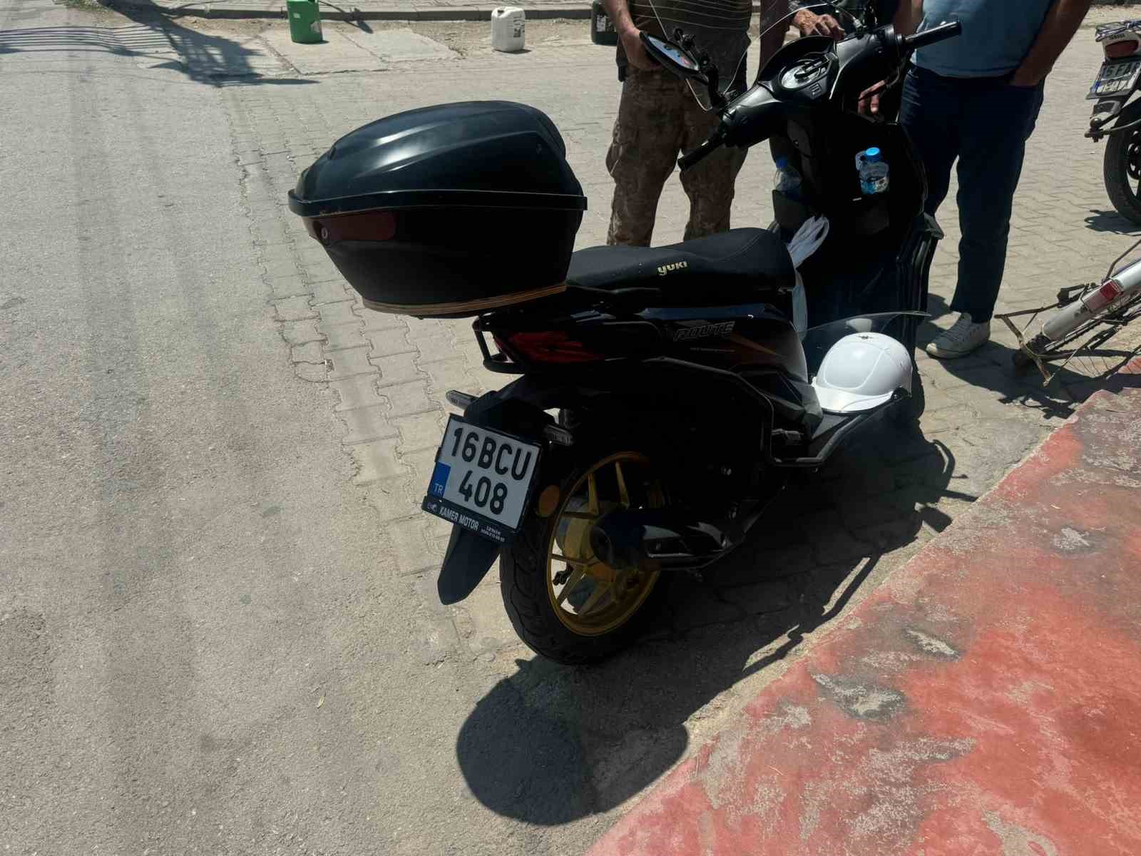 İznik’te otomobil ile motosiklet çarpıştı: 1 yaralı