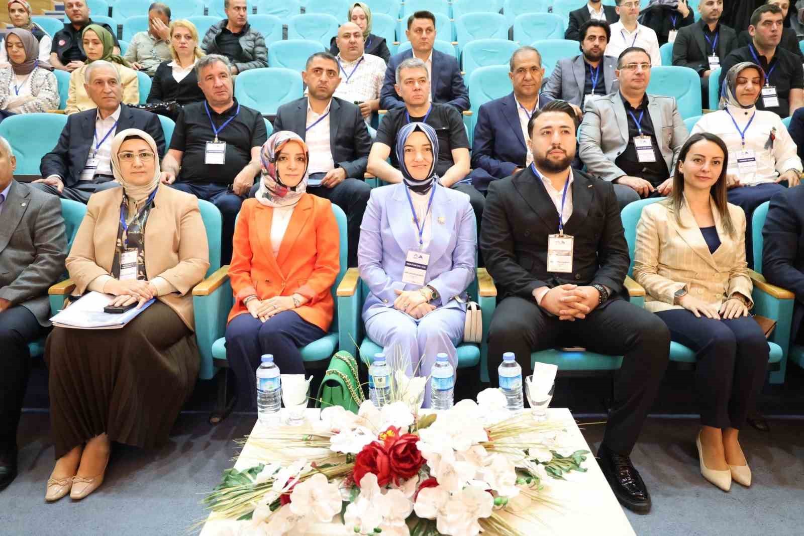 UDER ve Ağrı İbrahim &Ccedil;e&ccedil;en &Uuml;niversitesi İş Birliğiyle "Ağrı &Ccedil;ocuk &Ccedil;alıştayı" D&uuml;zenlendi
