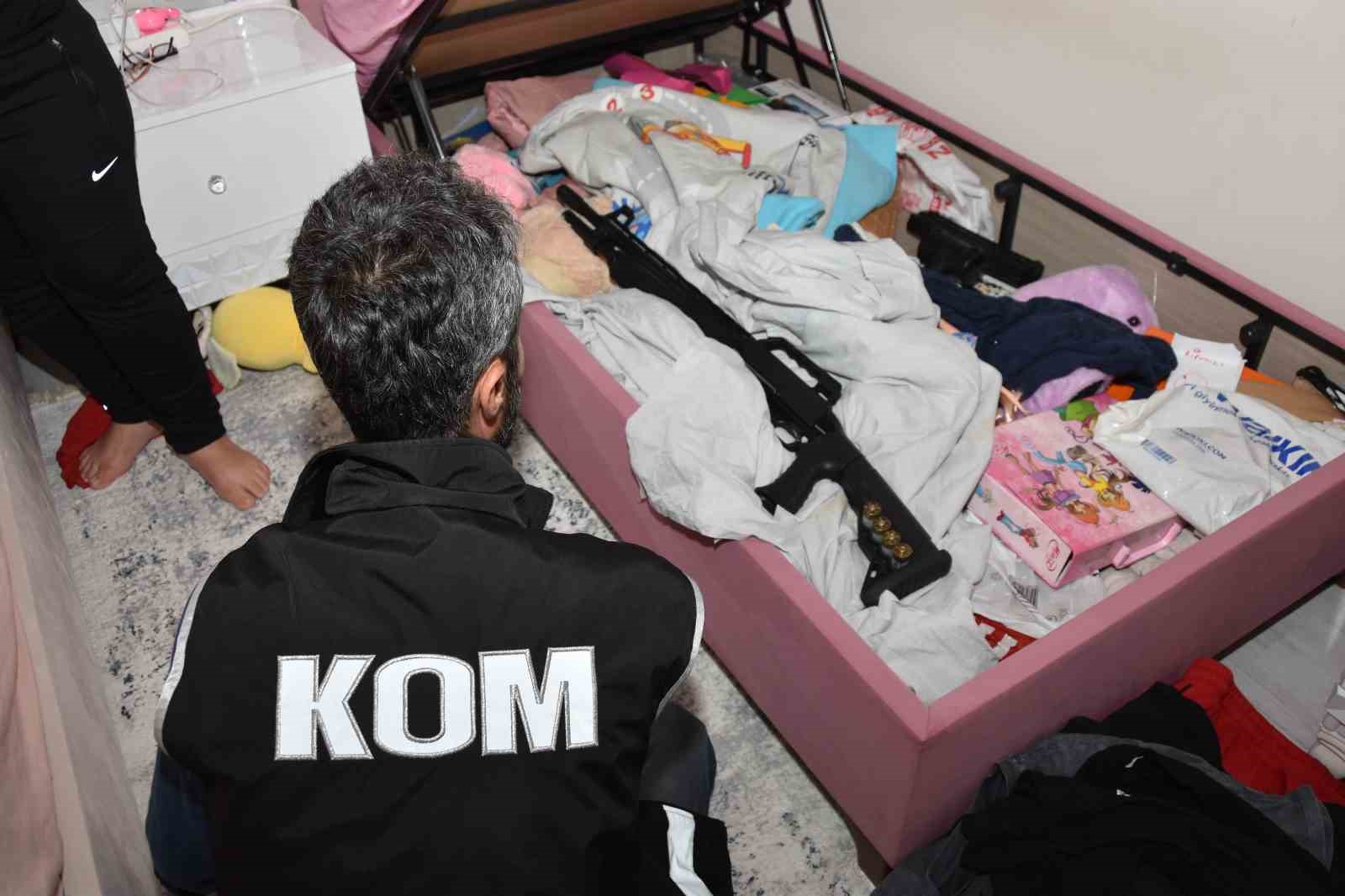 Nevşehir’de helikopter destekli narkotik operasyonu: 61 gözaltı