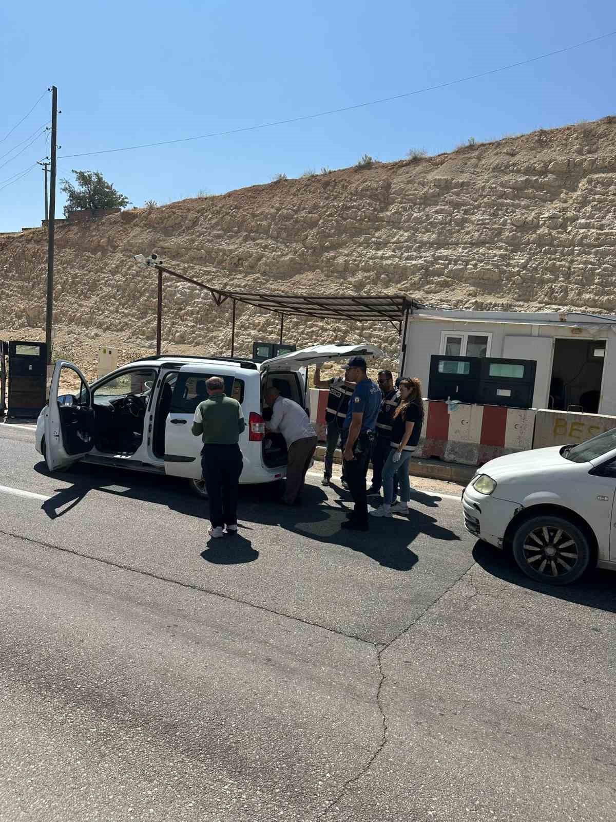 Besni&rsquo;de şok asayiş uygulaması
