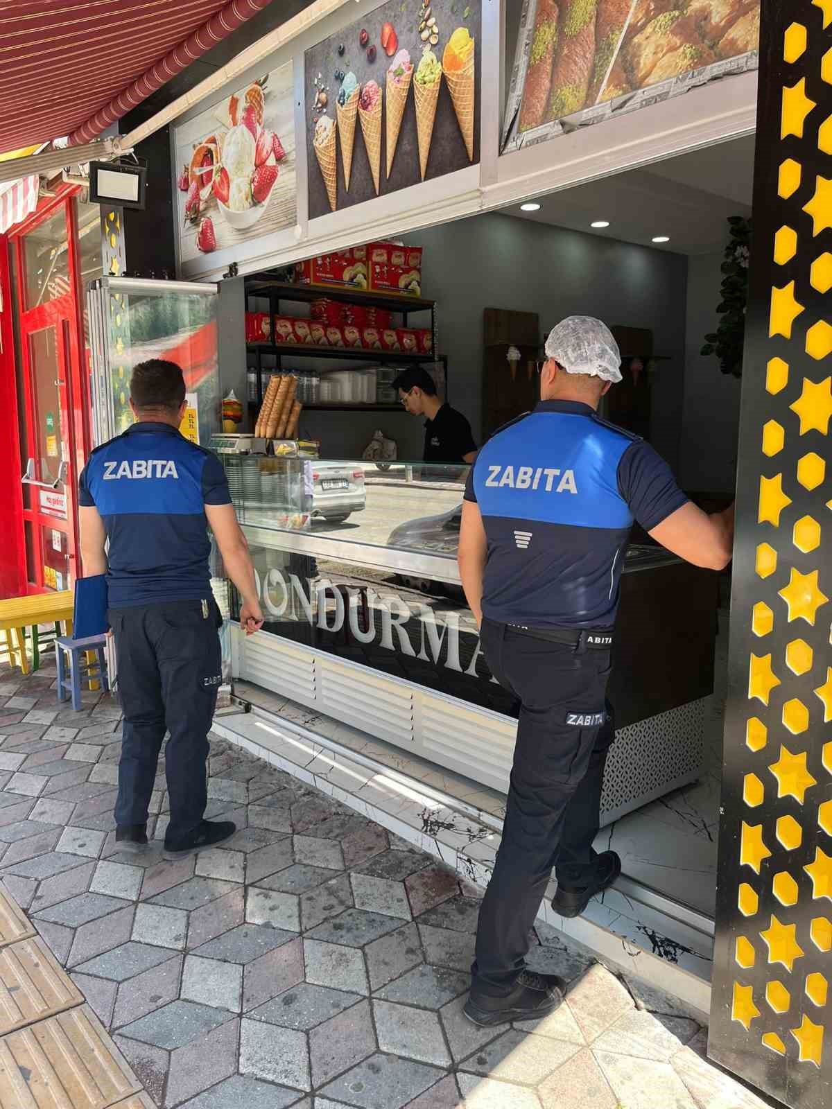 Dondurma satılan işyerlerinde kapsamlı denetimler yapıldı

