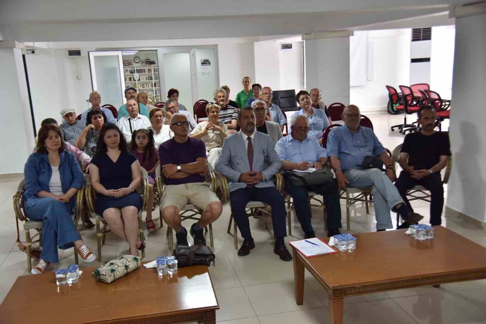 Bilecik&rsquo;te s&uuml;rd&uuml;r&uuml;lebilir su y&ouml;netimi stratejileri anlatıldı
