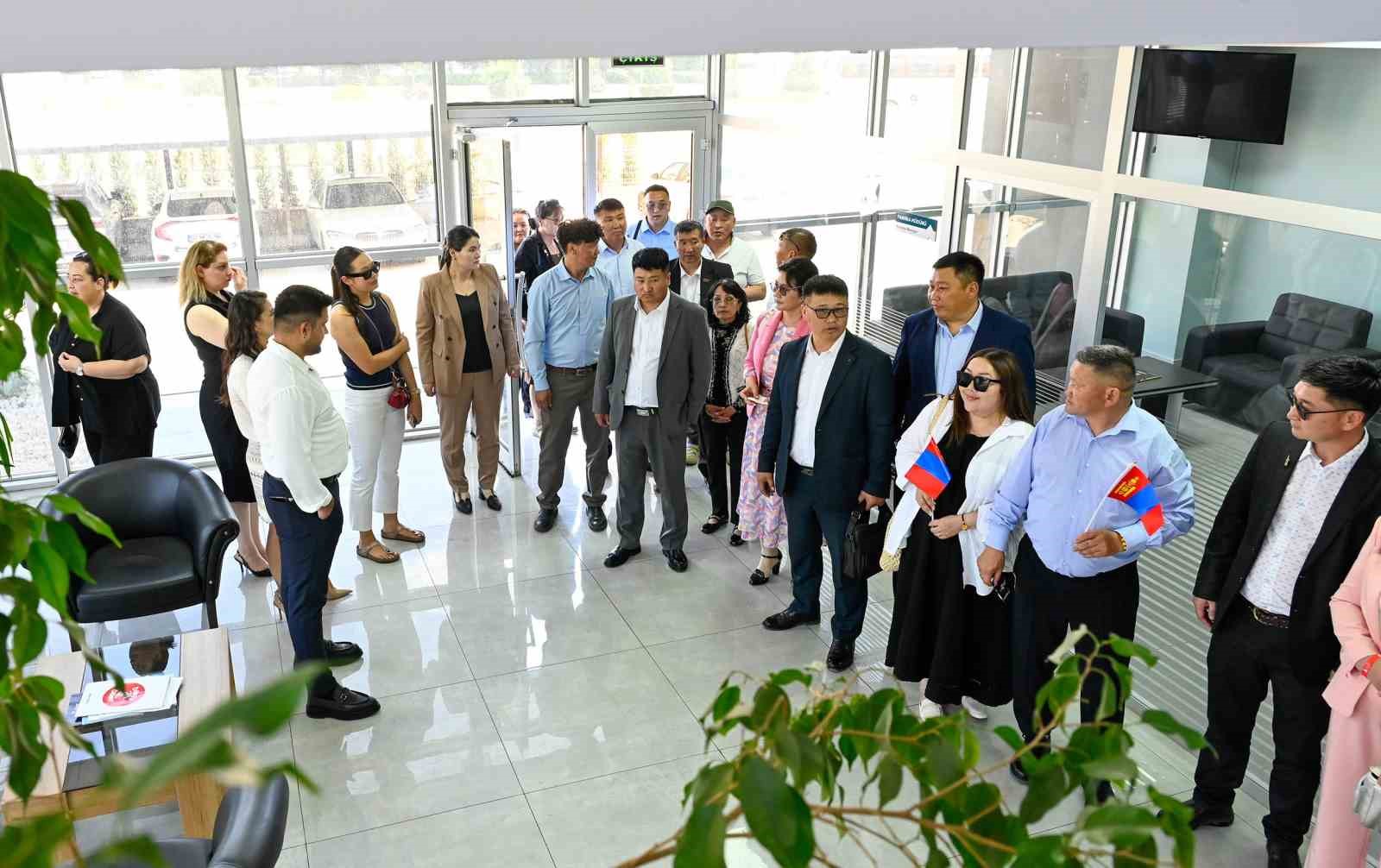 Antalya OSB&rsquo;de Moğolistan ile ticaret k&ouml;pr&uuml;s&uuml; genişliyor
