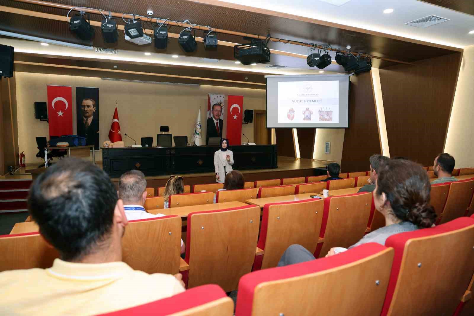 Talas’ta personele ilk yardım eğitimi