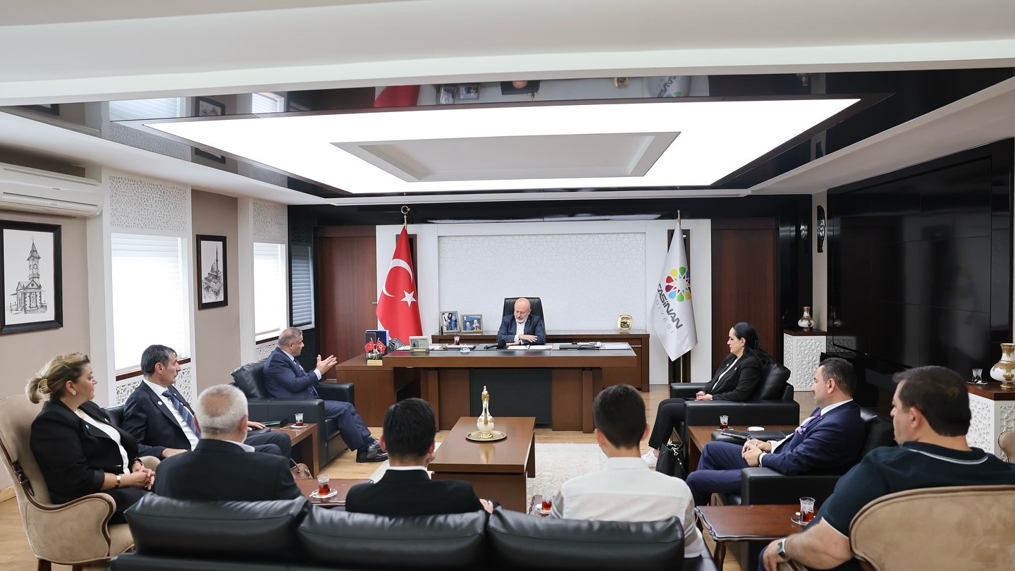 Başkan &Ccedil;olakbayrakdar: "Avrupa&rsquo;daki kardeşlerimizin yanındayız, destek vermeye hazırız"
