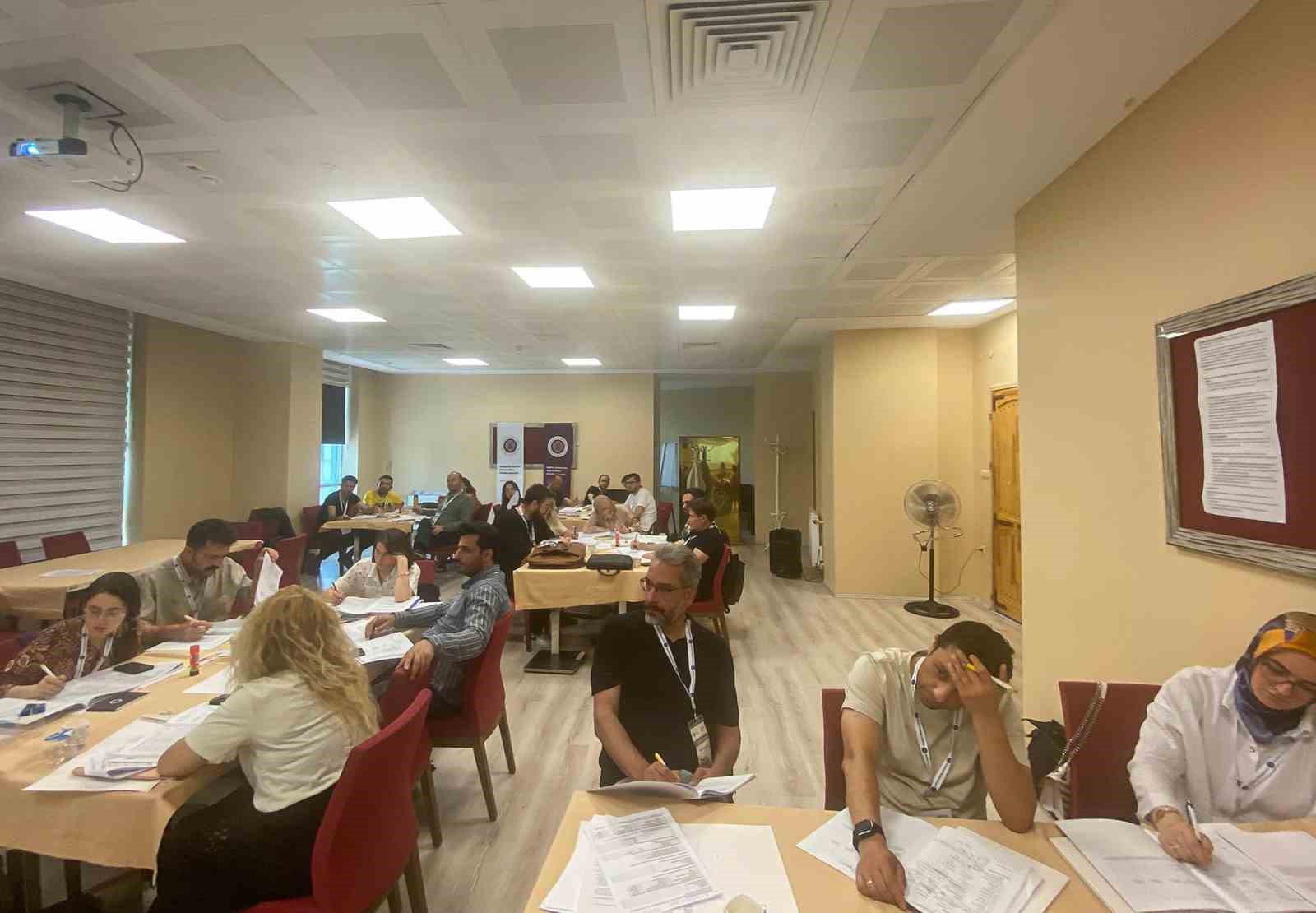 &Ouml;SYM Tarafından Organize Edilen Cefr Eğitimi, Atat&uuml;rk &Uuml;niversitesi ev sahipliğinde ger&ccedil;ekleştirildi
