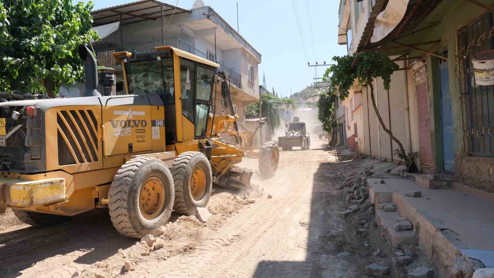 Başkan Toptaş: "Ulaşım, bir şehrin gelişmesinde omurga g&ouml;revi g&ouml;r&uuml;r"
