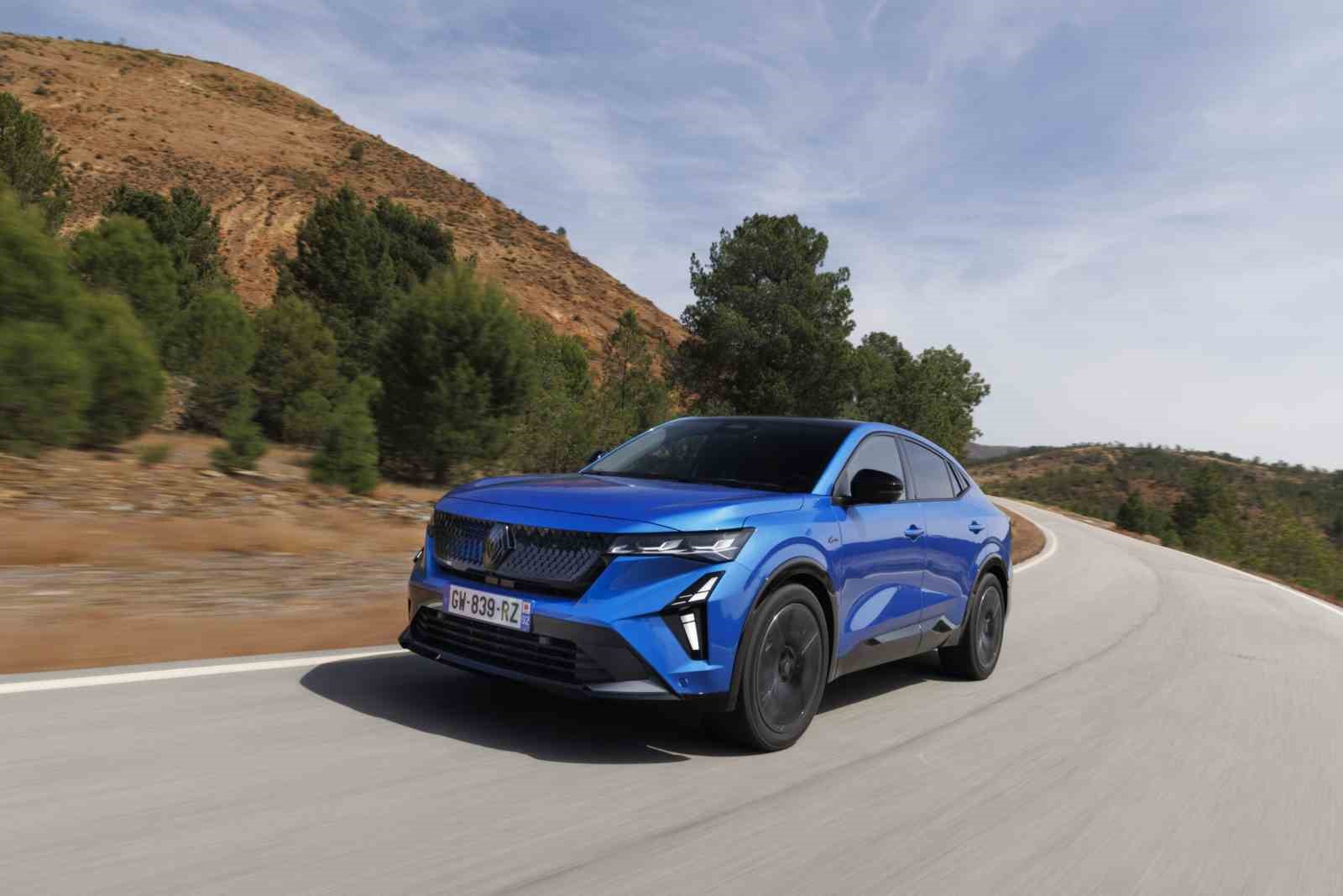 MAİS&rsquo;e  &lsquo;Yılın Basın Lansmanı&rsquo; &ouml;d&uuml;l&uuml;
