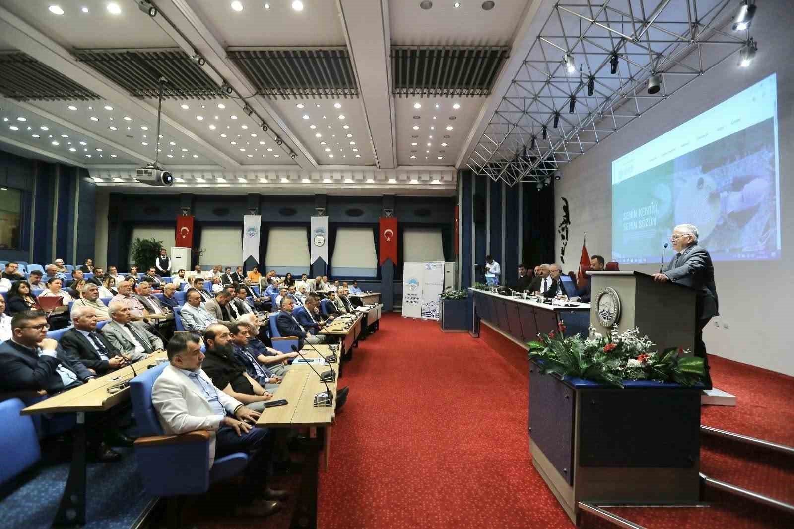 Kayseri&rsquo;yi Geleceğe Hazırlayan Başkan B&uuml;y&uuml;kkılı&ccedil;, Kent Konseyi&rsquo;nde projelerini anlattı
