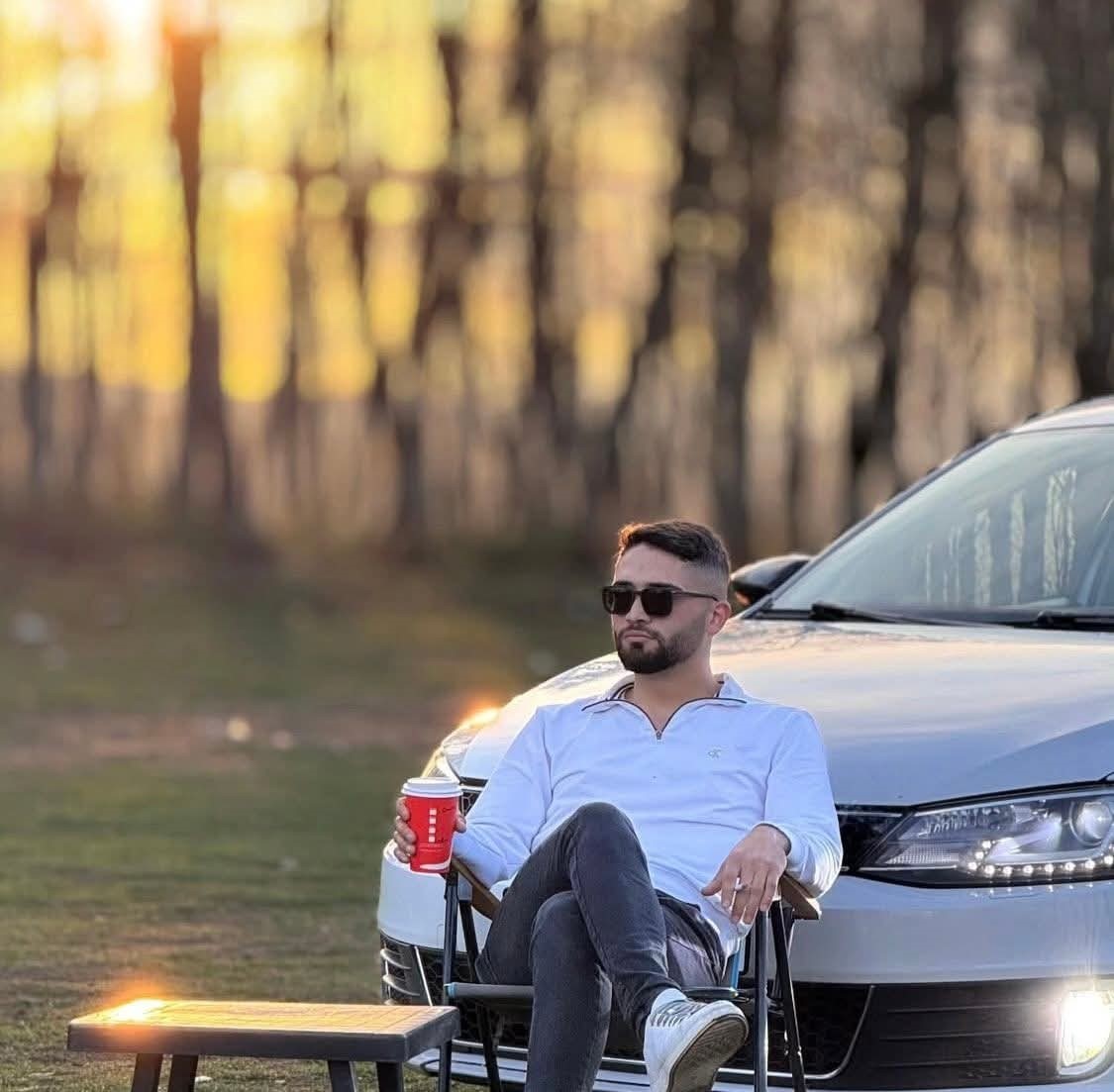 &Ccedil;&ouml;ken binada hayatını kaybeden kep&ccedil;e operat&ouml;r&uuml; son yolculuğuna uğurlandı
