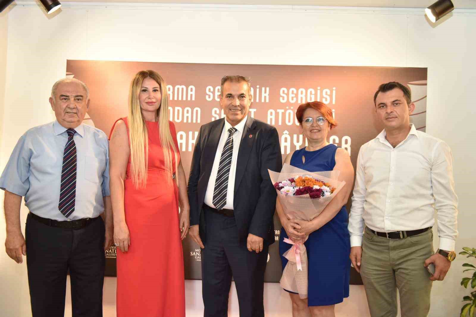 Toprak’tan Hikayeler sergisi sanatseverlerle buluştu
