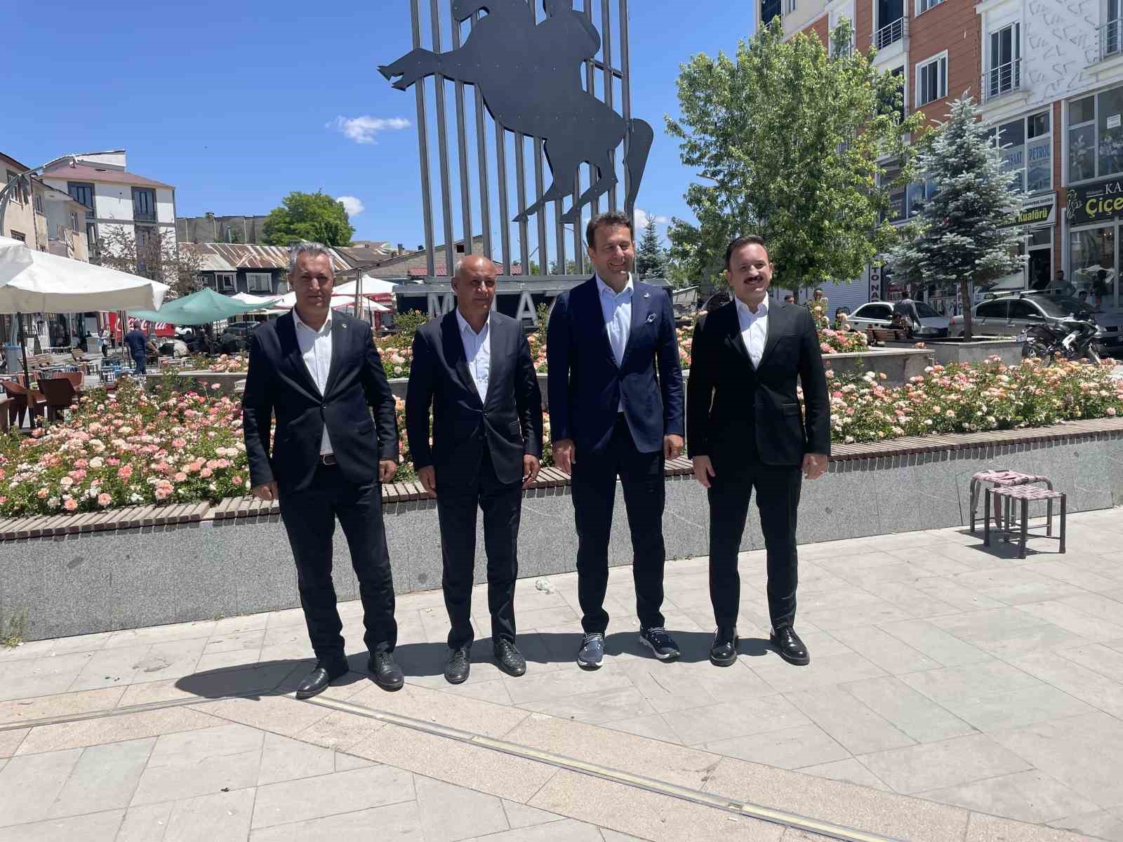 Malazgirt&rsquo;te kutlama hazırlıkları başladı
