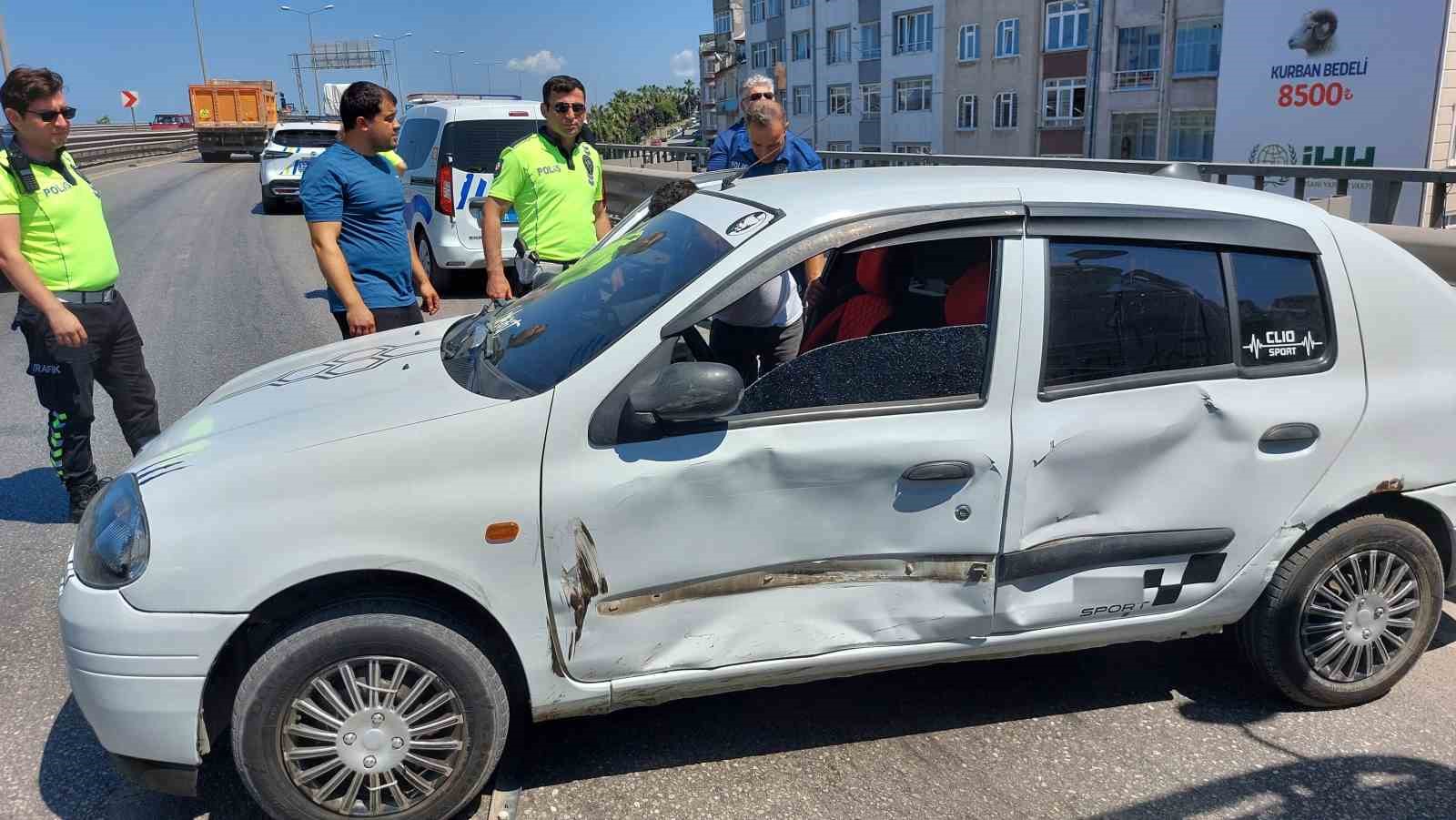 Samsun’da tır ile otomobil çarpıştı, 5 yaşındaki çocuk yaralandı