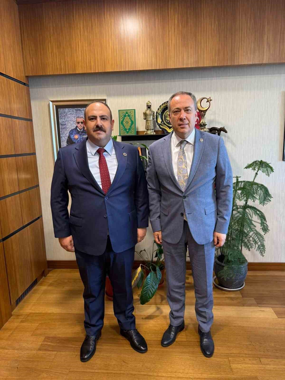 Başkan Hamamcı, yeni projeler i&ccedil;in başkentte
