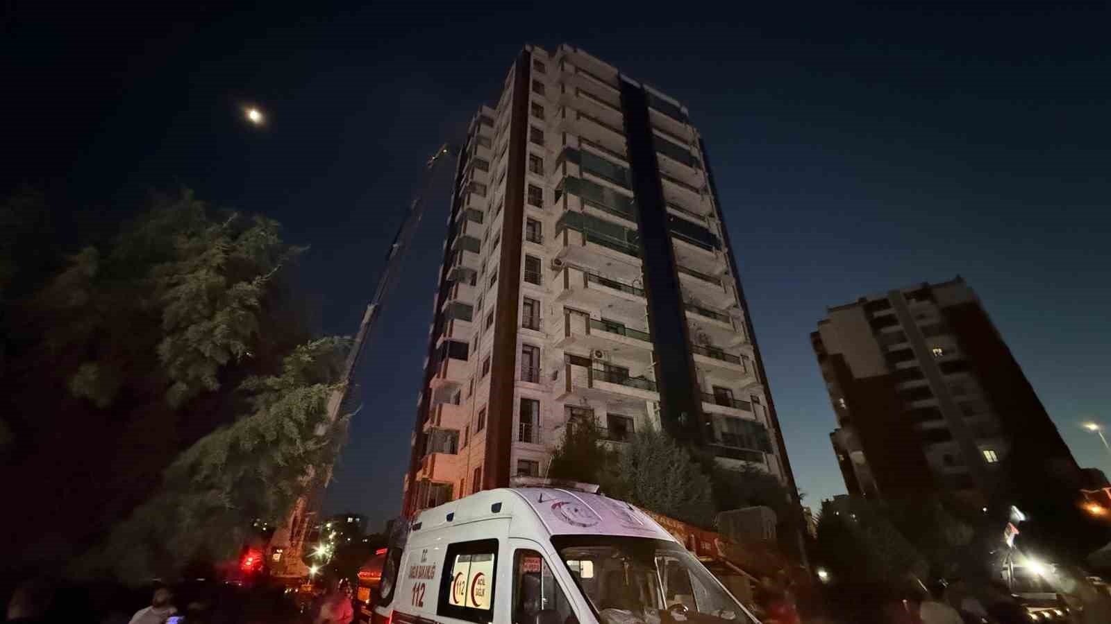 Diyarbakır’da 4 kişinin öldüğü yangınla alakalı bilirkişi ve itfaiye raporunda kusurlar tek tek sıralandı