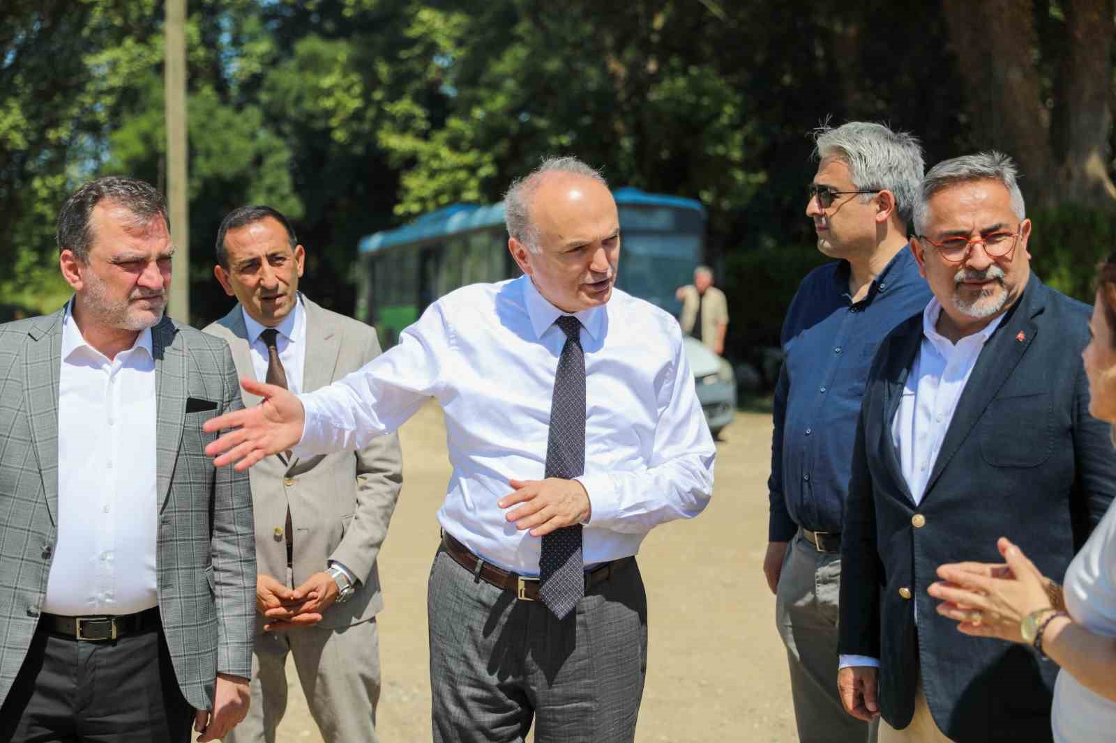 Ata tohumları toprakla buluştu
