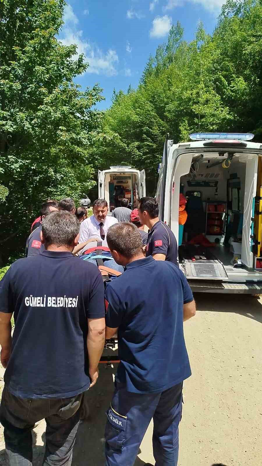 Zonguldak&rsquo;ta 80 metreden şarampole devrilen otomobildeki 3 kişi yaralandı
