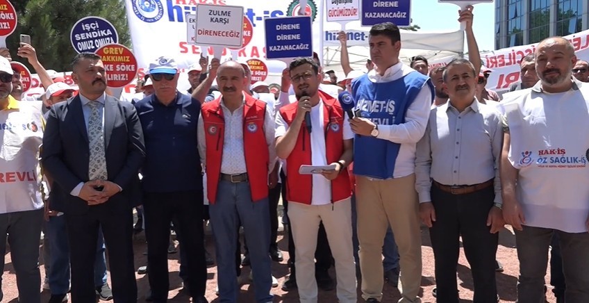 Hizmet-İş’ten Altındağ Belediyesi önünde basın açıklaması