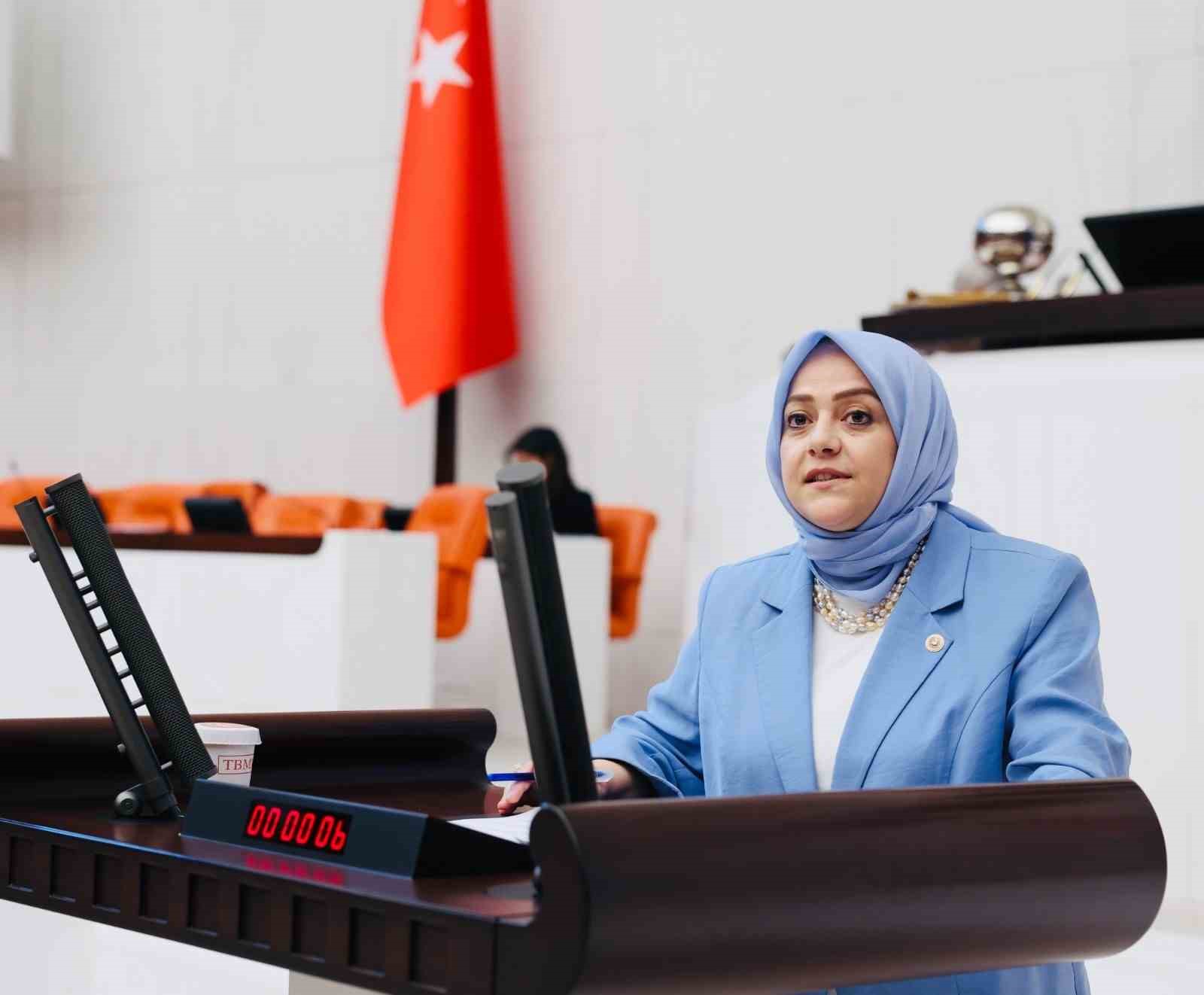 Milletvekili Ün: "Çifte vatandaşlık sahibi Moşeler, İsrail’e savaş suçu işlemeye gidiyor"