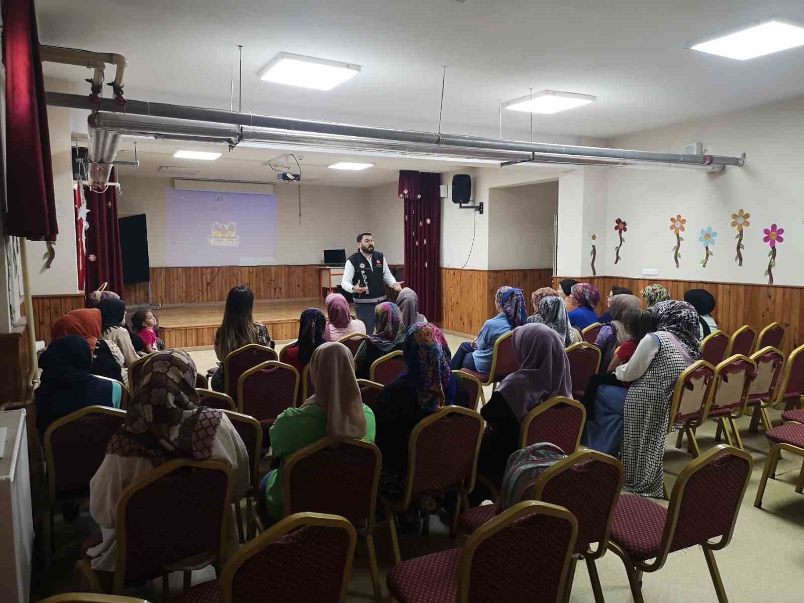 Adana’da uyuşturucuyla mücadele eğitimi