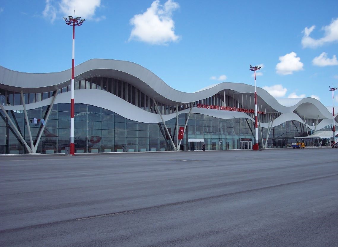 Sivas Nuri Demirağ Havalimanı’nı  5 ayda 200 bine yakın kişi kullandı