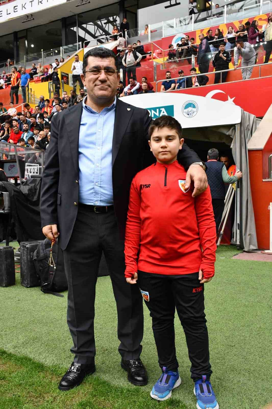 Kayserispor’da gündem transfer