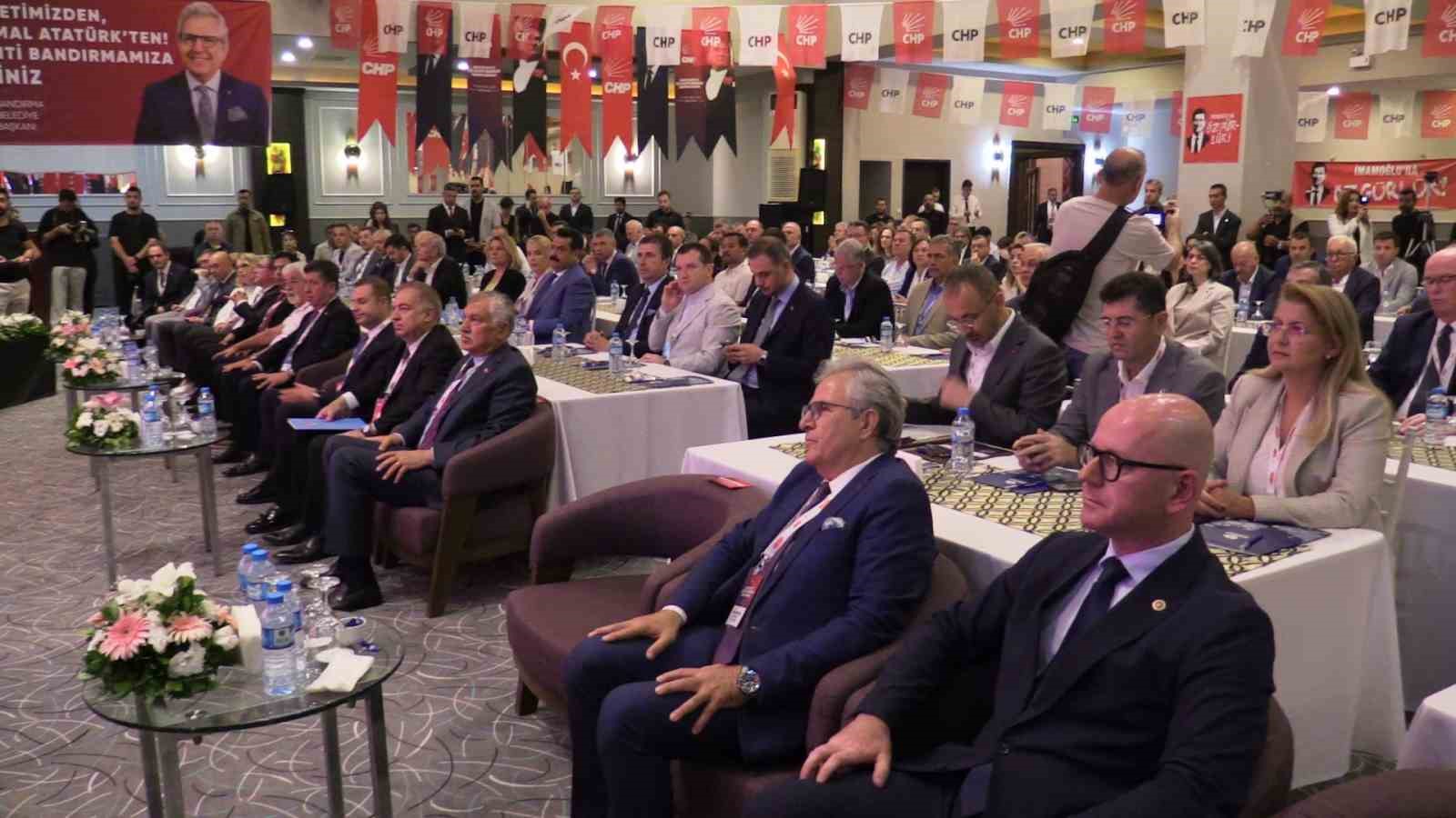 CHP’li belediye başkanları Bandırma’da bir araya geldi