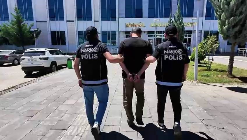 Bing&ouml;l&rsquo;de uyuşturucu operasyonu: 2 g&ouml;zaltı
