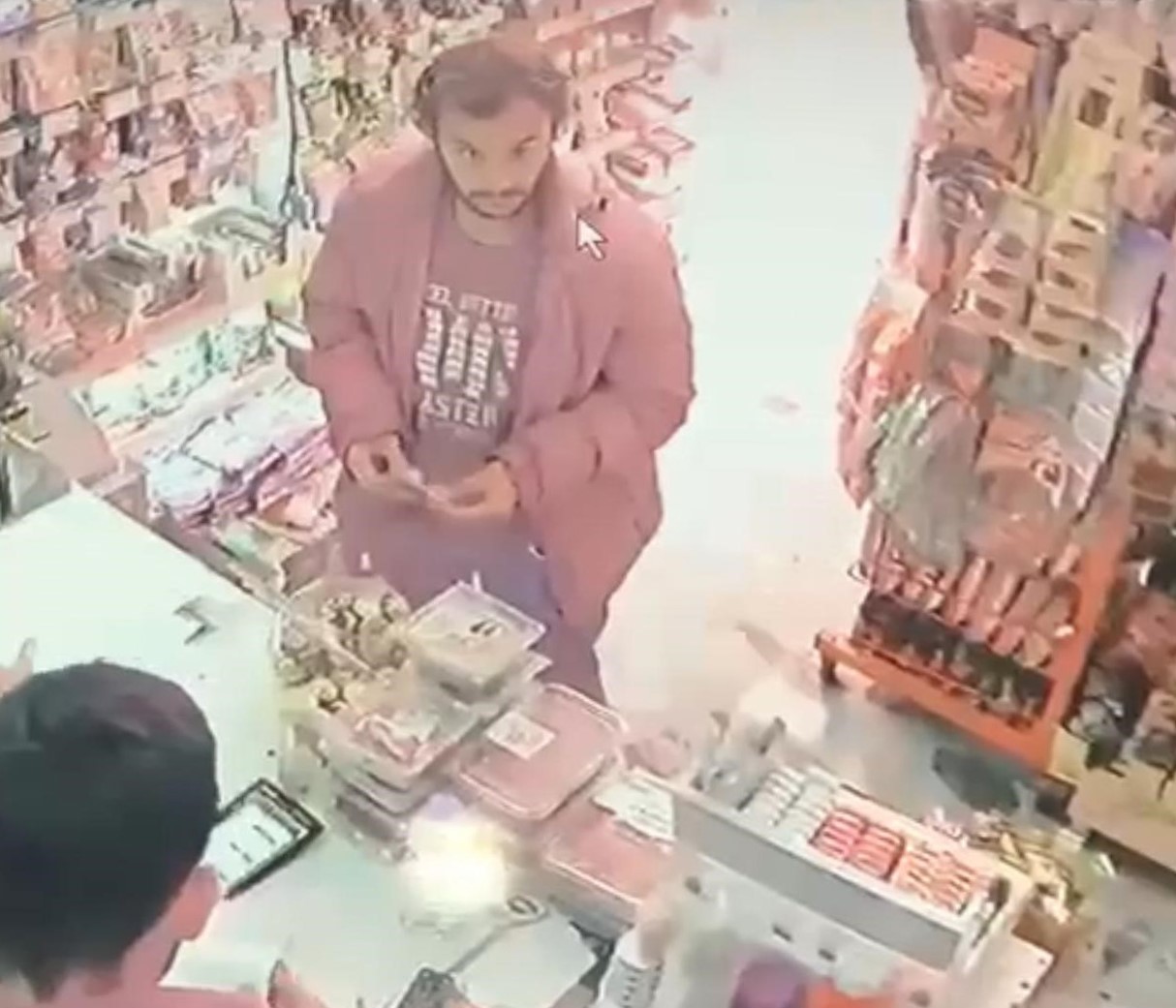 4. sınıf öğrencisi çocuğa biber gazı sıkan sanığın cezası belli oldu