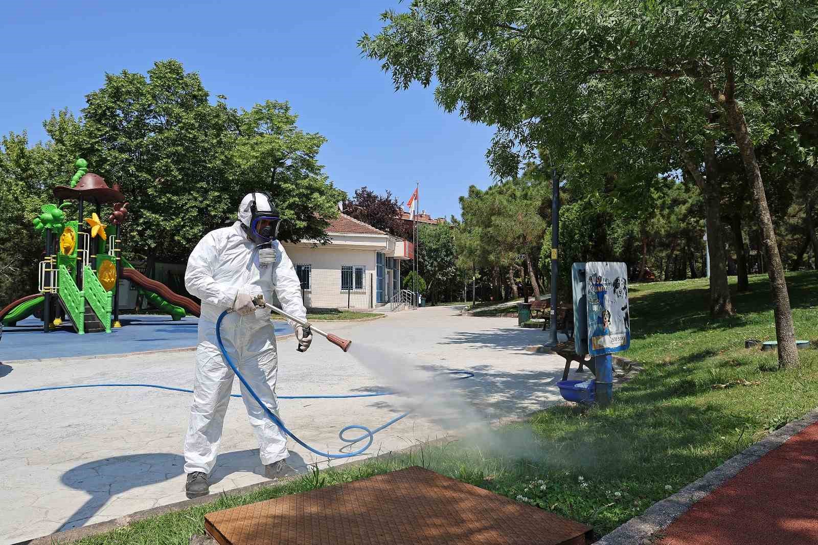 Ataşehir’de kenelere karşı etkili mücadele devam ediyor