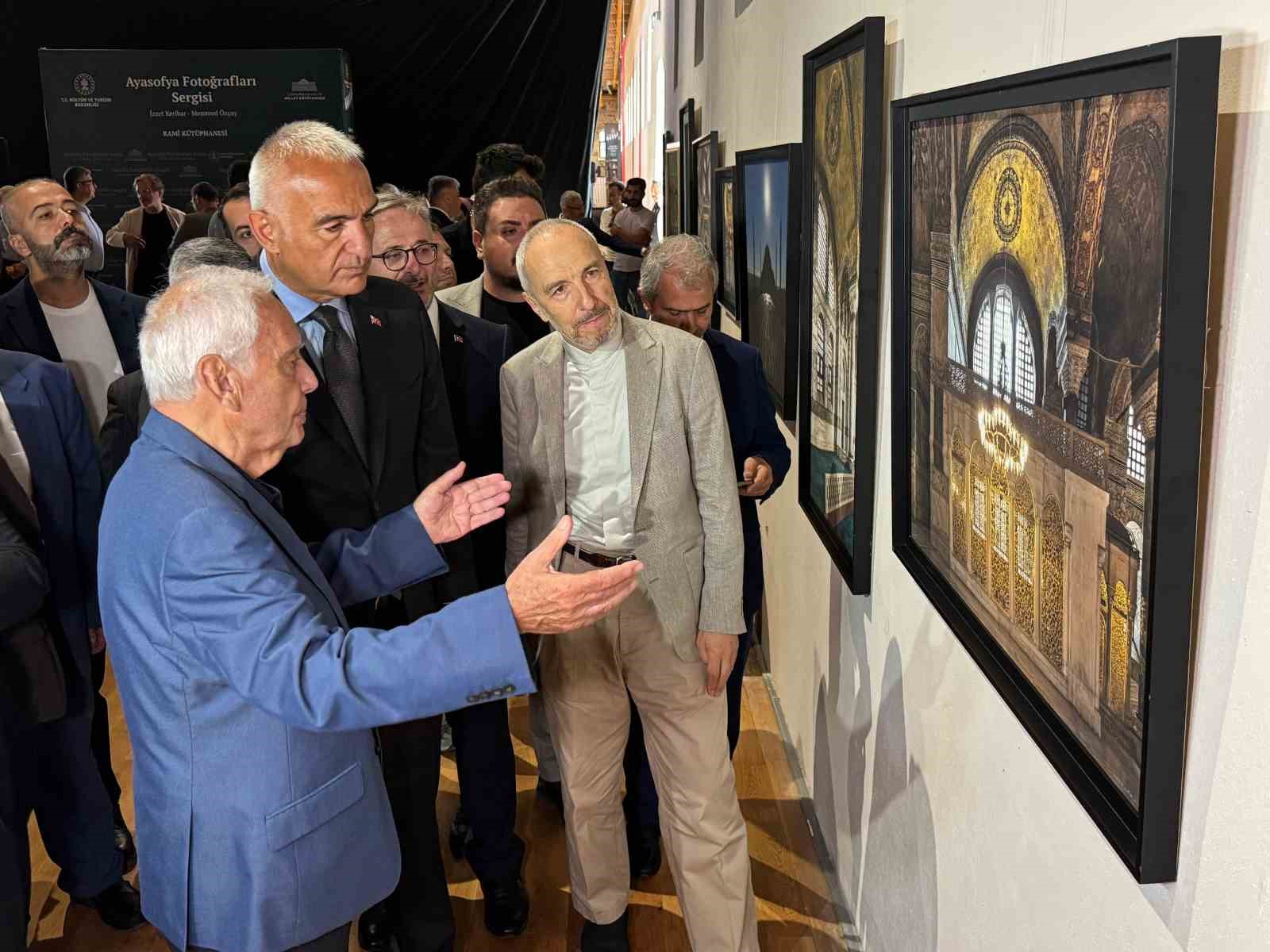 Bakan Ersoy: "Herkes bilsin ki Fatih’in emaneti emin ellerdedir"*
