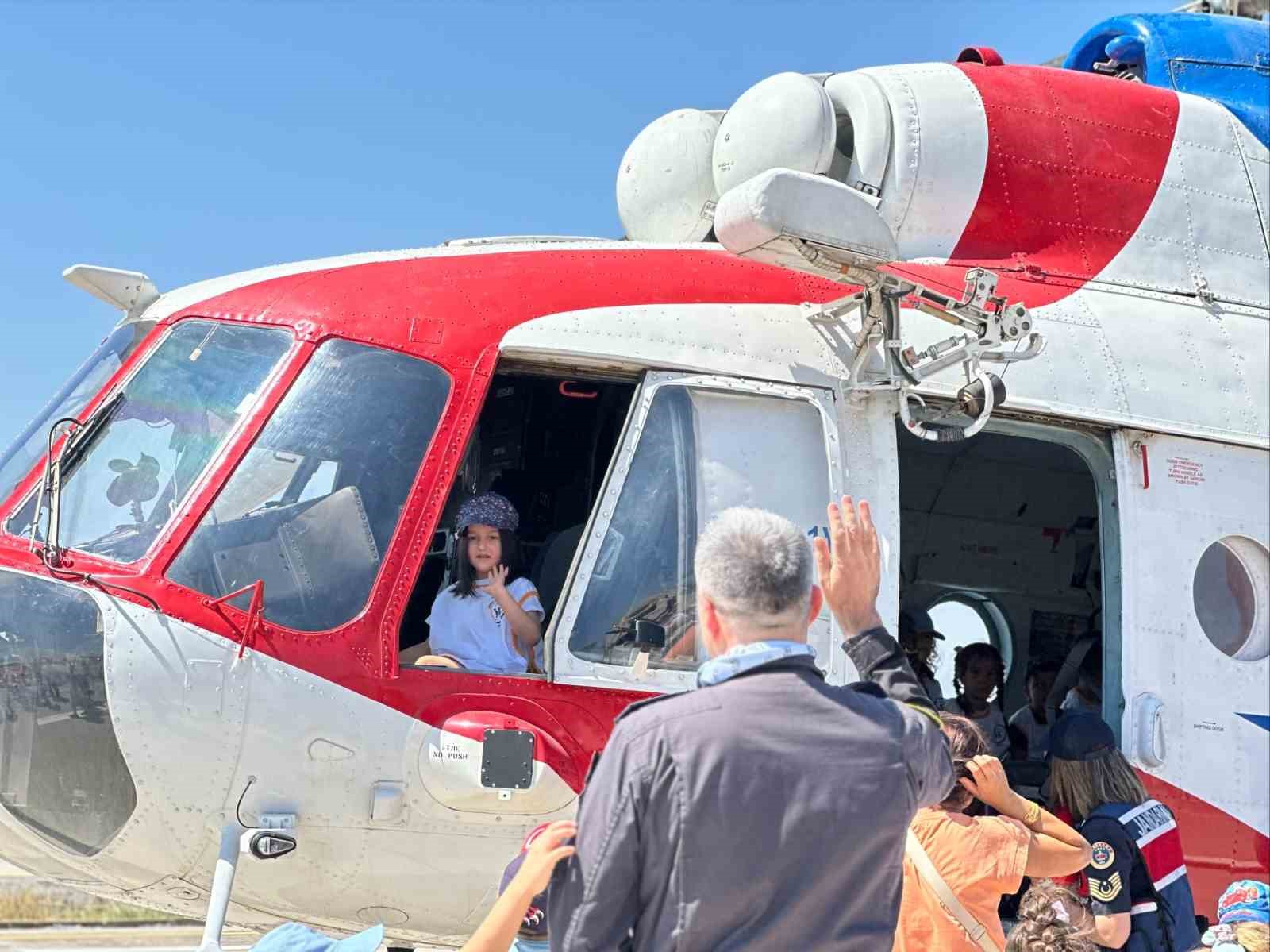 Anaokulu öğrencileri jandarmayı yakından tanıdı
